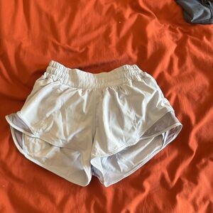 Lululemon 2.5” light blue hotty hot shorts